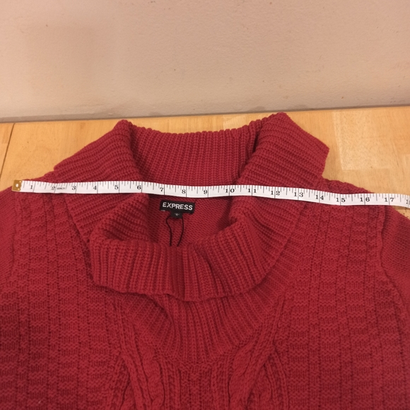 Express Sweater Dress Short Sleeve Cowl Neck Cable Knit Size medium - Picture 13 of 16